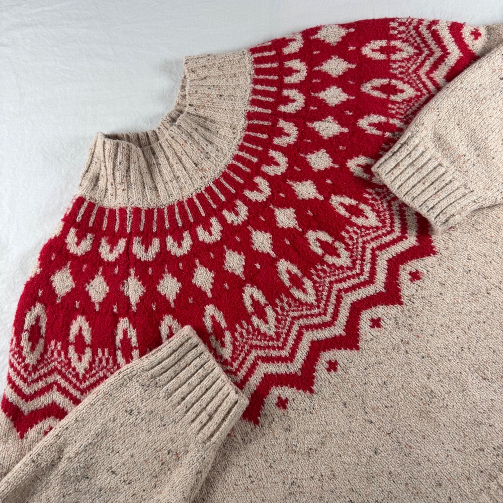 Old Navy Women's Size 2X Beige Red Fair Isle Alpine Crewneck  Sweater